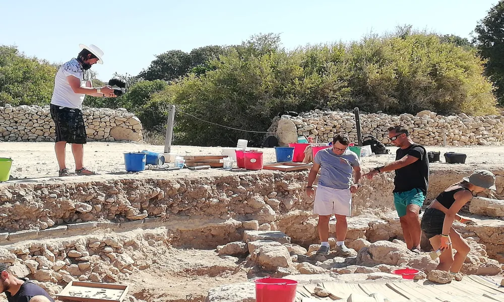 Κάτω Πάφος: Τι έφερε στο φως η σκαπάνη των Πολωνών αρχαιολόγων το 2025 - 60 χρόνια παρουσίας στην Κύπρο (φώτος)