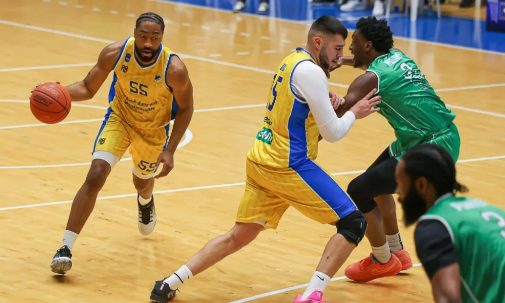 Σε ρυθμούς 16ης αγωνιστικής η ECOMMBX Basket League