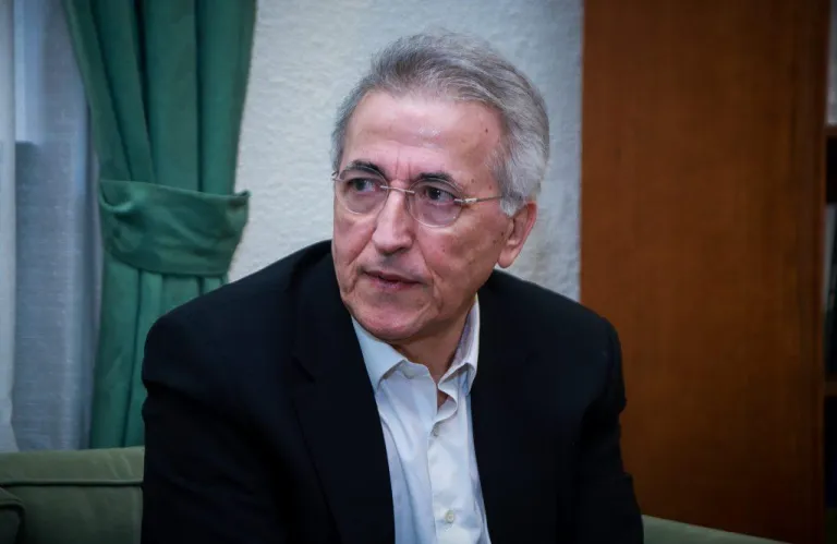 Ελλάδα: Δημοσιογράφος της ΕΡΤ και έξι εταιρείες κατηγορούνται μαζί με τον πρόεδρο της ΓΣΕΕ για υπεξαίρεση κονδυλίων