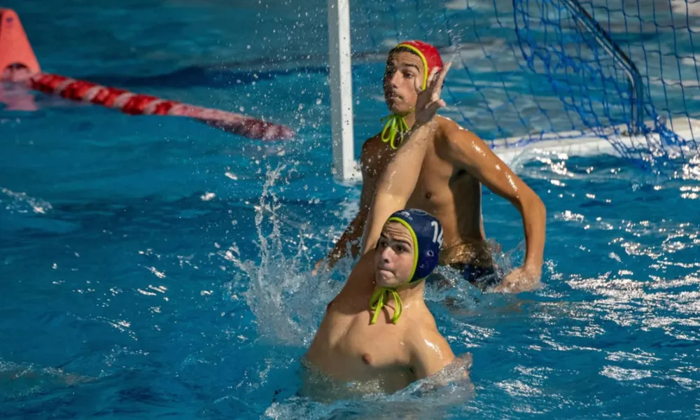 Yδατοσφαίριση: Στην… στρατόσφαιρα του τίτλου