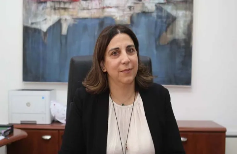 Ειρήνη μου, μη μας κουφάνεις