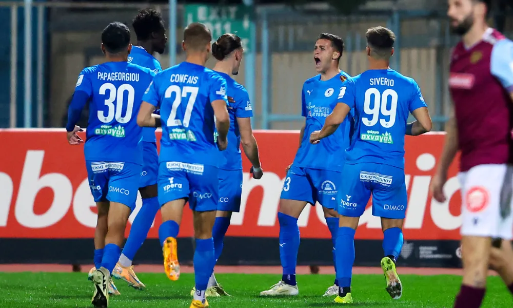 ΒΙΝΤΕΟ: Δοκάρι, κόκκινη σε 10' και δυο γκολ