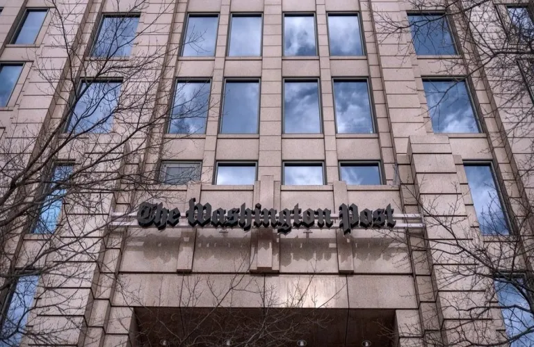Παραιτήθηκε ο διευθύνων σύμβουλος της Washington Post Γουίλ Λιούις, μετά το κύμα μαζικών απολύσεων