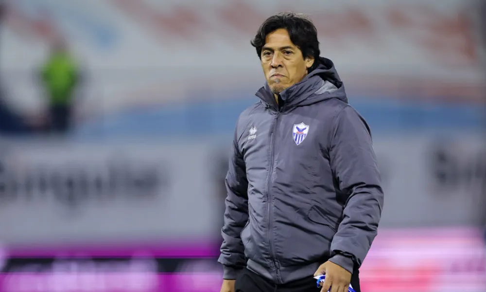 Η πρώτη ενδεκάδα του Καμορανέζι- Ντεμπούτο για Λόπες