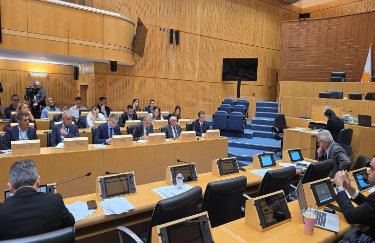 Υπ. Ενέργειας για τερματικό: Σε εξέλιξη διαδικασίες ανάκτησης €67 εκατ. από Κομισιόν