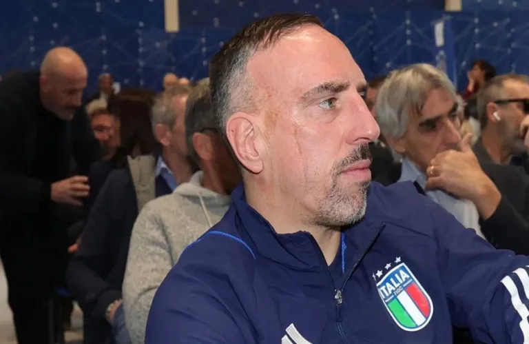 Απειλεί με μηνύσεις ο Ριμπερί μετά την εμπλοκή του ονόματός του στην υπόθεση Έπσταϊν