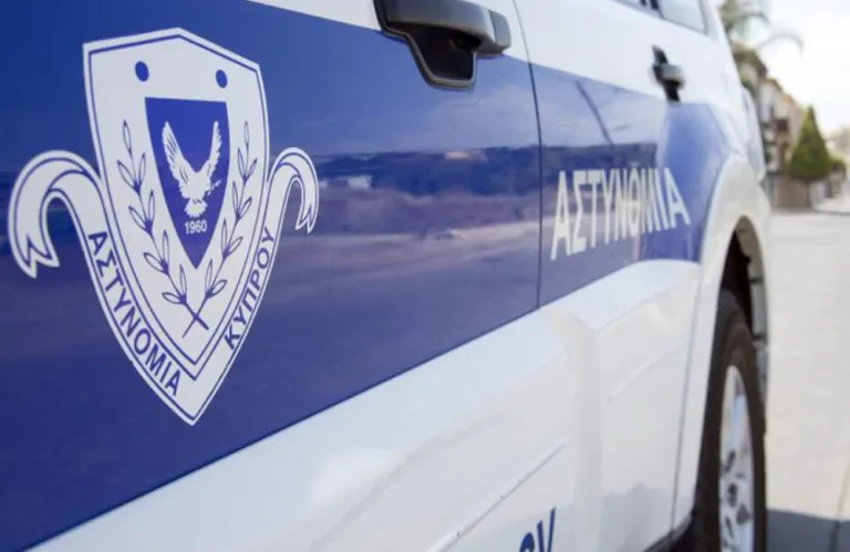 Χειροπέδες και σε 2ο υπόπτο για εμπρησμό πολυτελών οχημάτων στη Λεμεσό