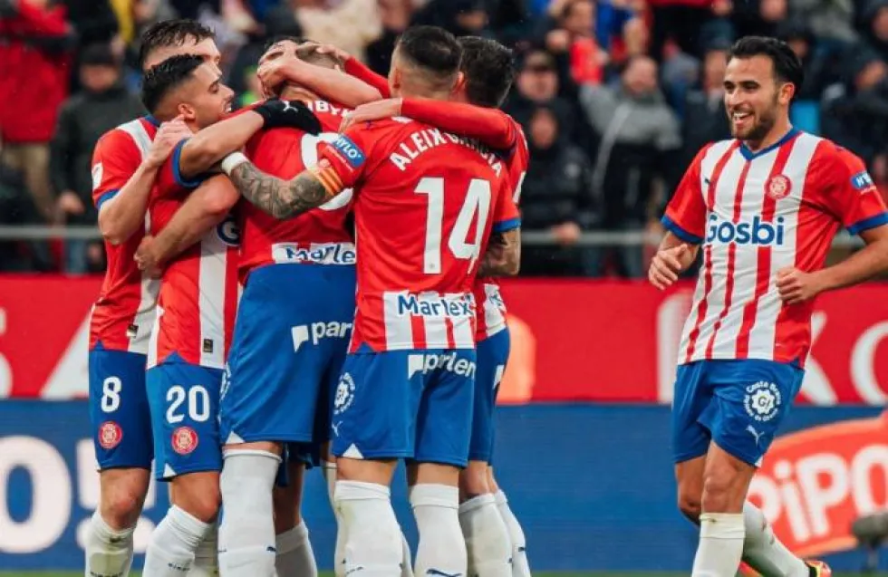 Η Χιρόνα περιμένει την έγκριση της UEFA για να παίξει στο Champions League
