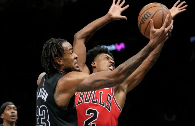 Πρόστιμο στον Κόλιν Σέξτον για ανάρμοστη χειρονομία