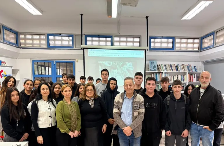 «Παιδί με μια Φωτογραφία» : Η Μνήμη που δεν σβήνει στο Γυμνάσιο του Αποστόλου Παύλου στην Πάφο