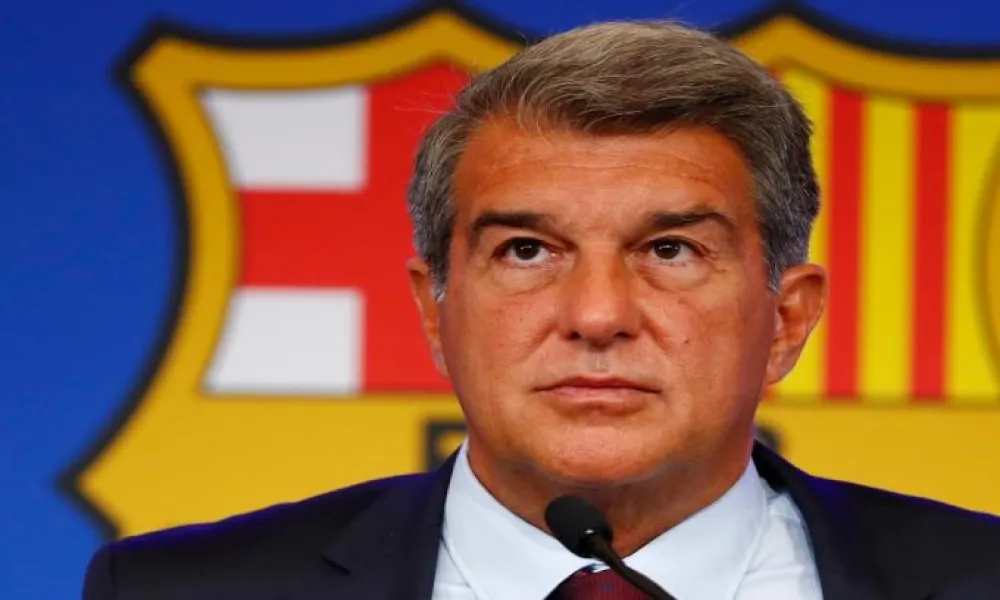 Βέλη Λαπόρτα για τη διαιτησία: «Πρέπει να παλέψουμε κόντρα σε όλους και σε όλα, τίποτα δεν είναι τυχαίο»