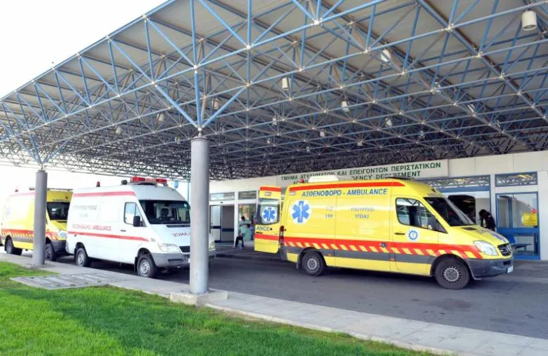 Έκκληση ΟΚΥπΥ: Μην προσέρχεστε στα ΤΑΕΠ για γρίπη - Τι να κάνετε αν έχετε συμπτώματα