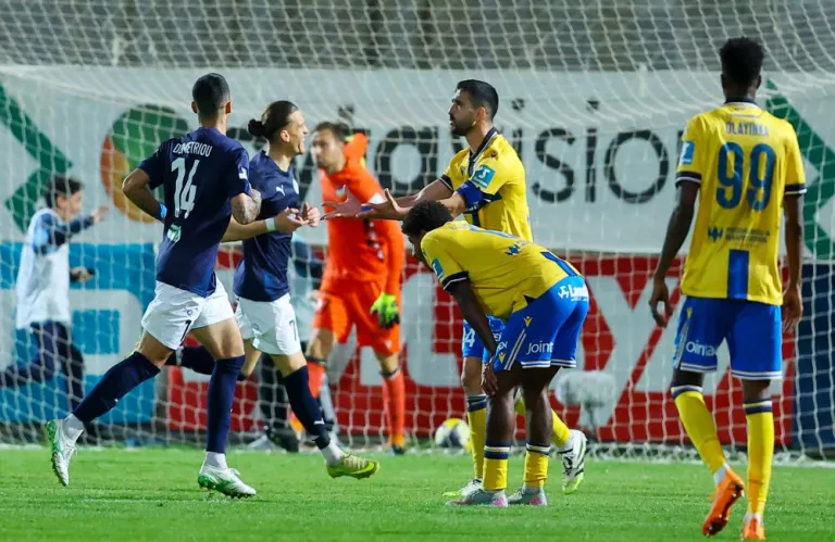 Τρεις σερί ήττες μετά από 4,5 χρόνια ο ΑΠΟΕΛ!