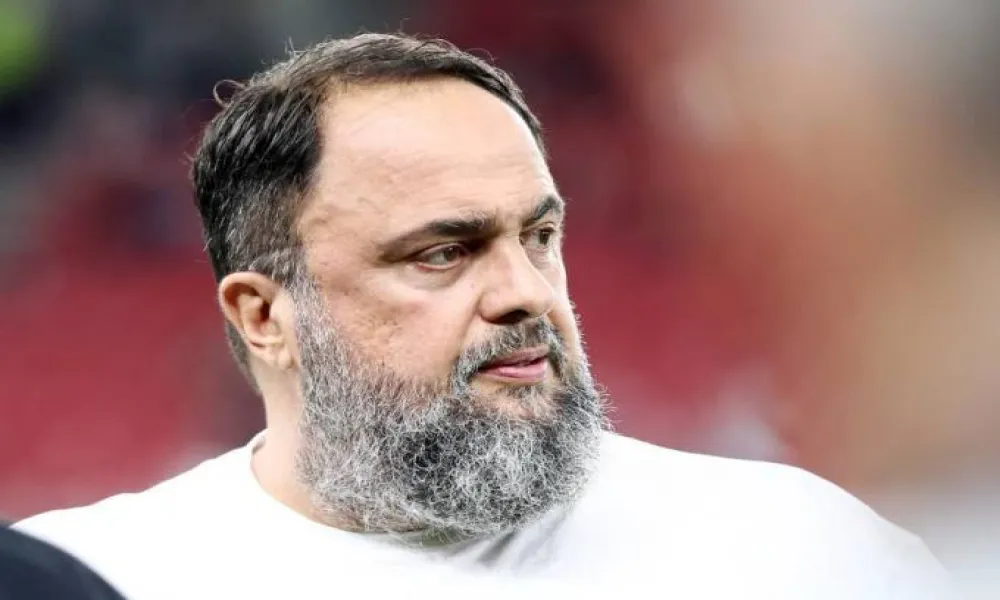 Μαρινάκης σε παίκτες και Μεντιλίμπαρ: «Απαιτώ το πρωτάθλημα - Κάντε 5/5 και σας περιμένει μεγάλο πριμ»