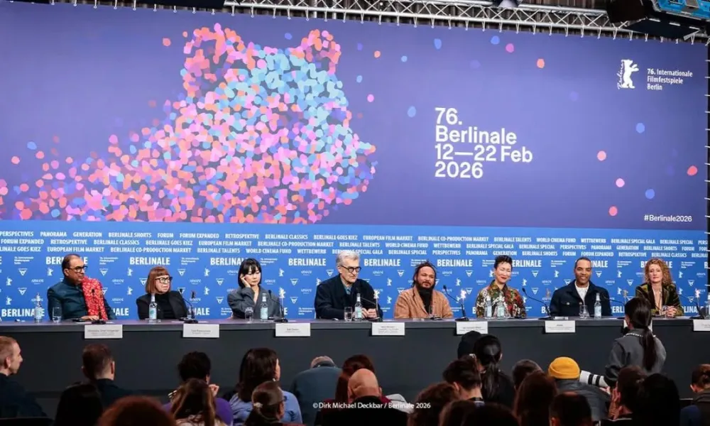 «Σοκαρισμένοι και αηδιασμένοι»: Τι κρύβεται πίσω από το φετινό σκάνδαλο της Μπερλινάλε