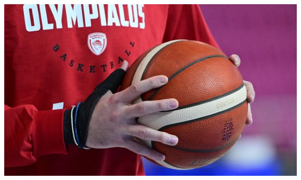 Συγκρατημένη αισιοδοξία για Μιλουτίνοφ στον Ολυμπιακό