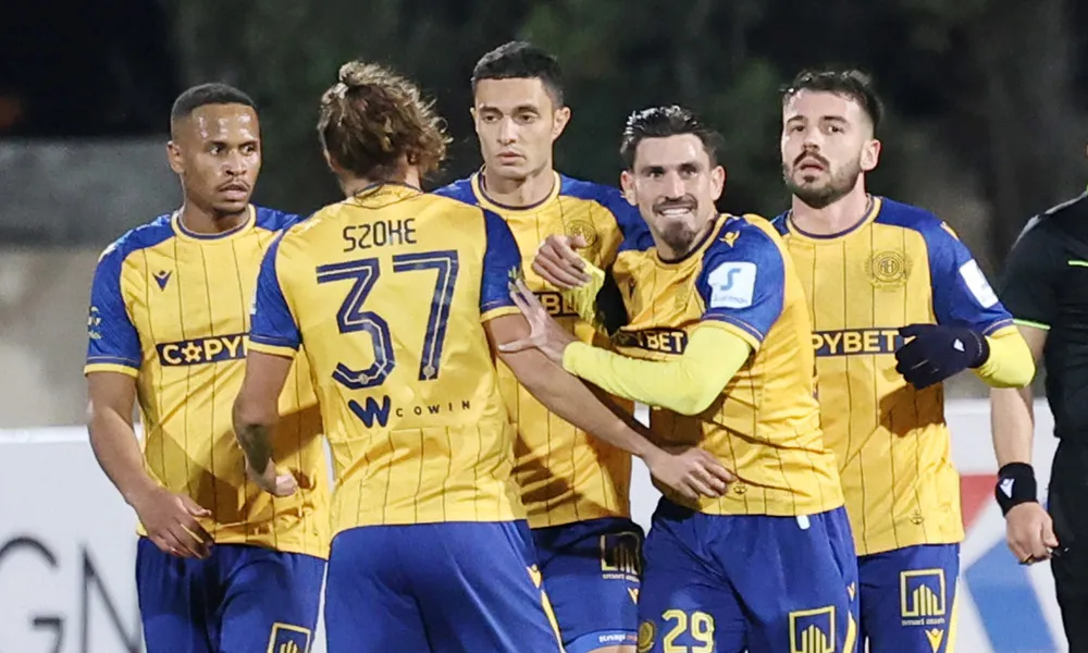 Η ΑΕΛ έκανε το αυτονόητο και τώρα αναμένει... δώρο