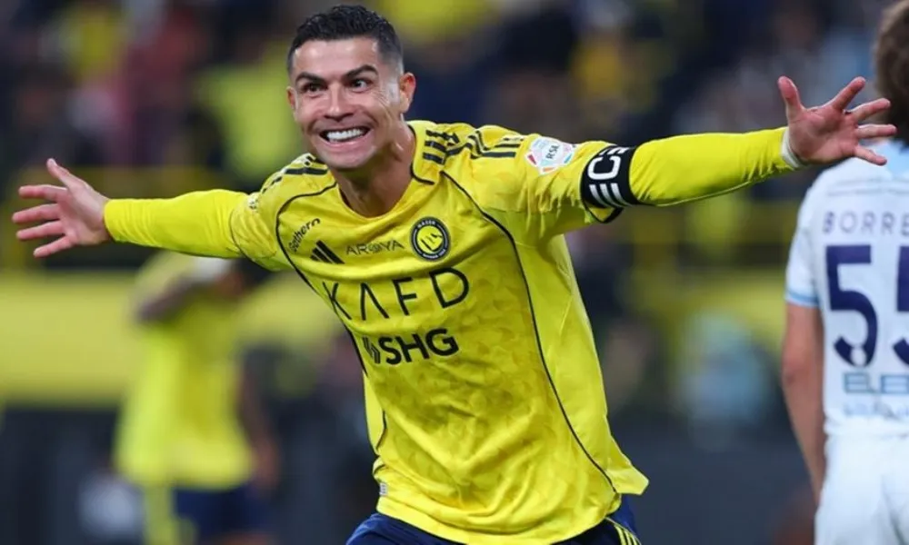 CR... 964, o Κριστιάνο Ρονάλντο συνεχίζει να γράφει ιστορία