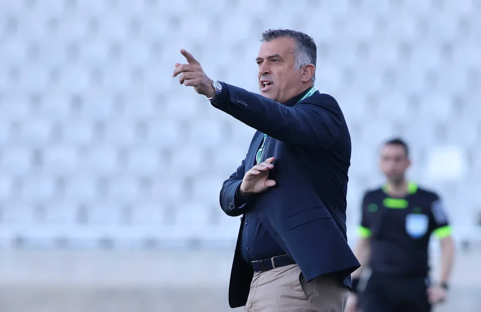 Η εντεκάδα της Ομόνοιας με Μπασιρού!