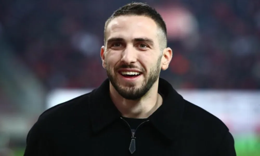 Πιο κοντά στην επιστροφή του στον Ολυμπιακό ο Φορτούνης