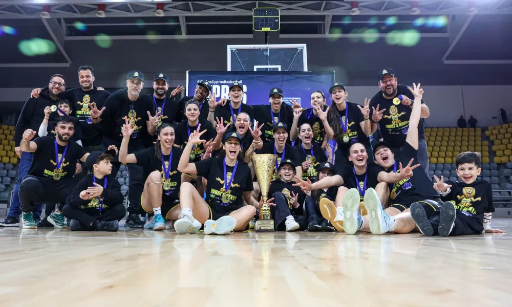 «Σκούπα» τίτλου για την Cowin ΑΕΛ