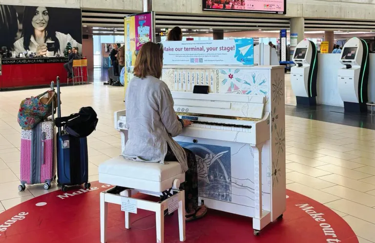 The Piano Tour:Εν πτήσει με την Κυπριακή Προεδρία