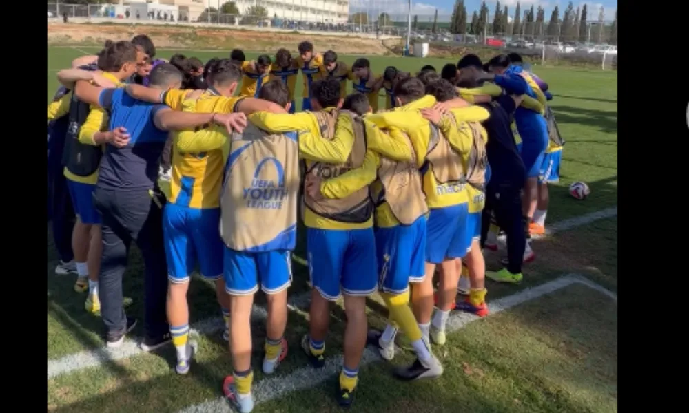 Μετά τους... μεγάλους, ο ΑΠΟΕΛ υπέταξε και τους Κ19 της Ομόνοιας