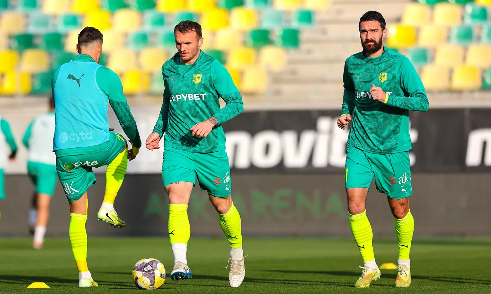 Oι απουσίες άδειασαν τον πάγκο της ΑΕΚ