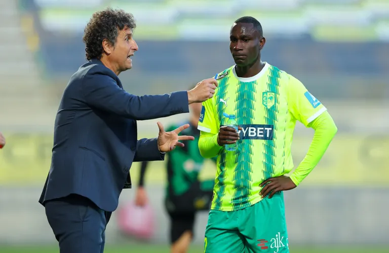 Ιδιάκεθ: «Δεν είμαστε εκτός της κούρσας του τίτλου»