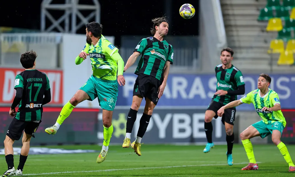 Την… πάτησε ξανά η ΑΕΚ, οδυνηρή ισοπαλία στην «Αρένα»