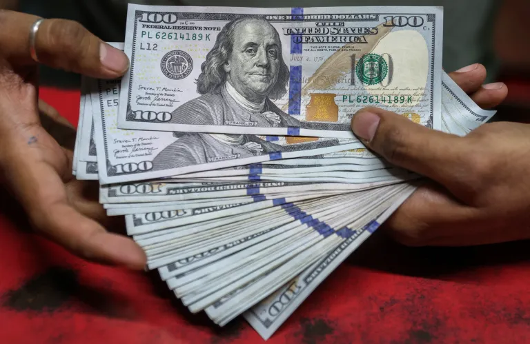 ΔΝΤ: Σε ασθενέστερη θέση οι ΗΠΑ, να μειώσουν ελλείμματα τρεχουσών συναλλαγών