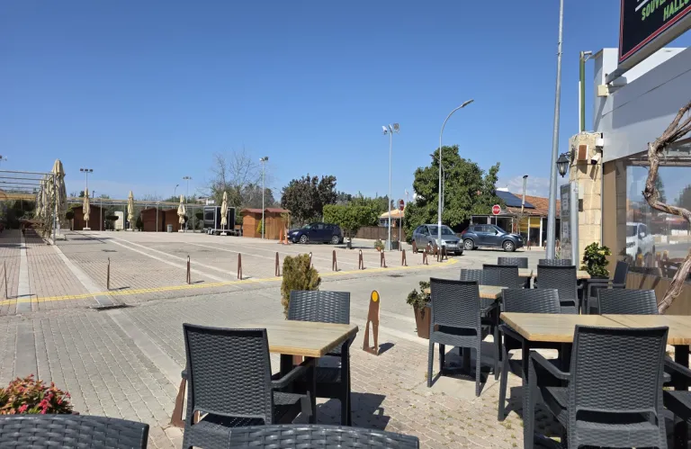 «Ανήσυχη ηρεμία» στα Μαντριά: Όλοι οι κάτοικοι επέστρεψαν στα σπίτια τους, δηλώνει ο κοινοτάρχης Χρήστος Μιχαηλίδης