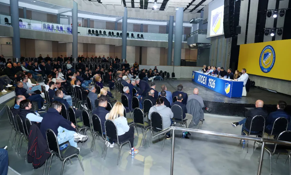 Μια στιγμή έντασης στη Γενική Συνέλευση του ΑΠΟΕΛ
