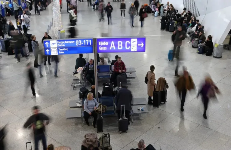 Αυτές οι αεροπορικές εταιρείες συνεχίζουν να πραγματοποιούν πτήσεις στη Μέση Ανατολή