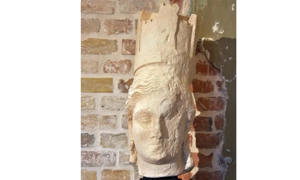 Συμφωνία Δήμου Παραλιμνίου-Δερύνειας με μουσείο Βερολίνου για αντίγραφο προτομής της Αφροδίτης