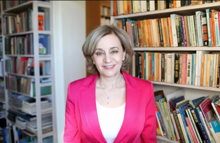 Στάθηκε δίπλα στους ηλικιωμένους η Βουλή - Υπερψηφίστηκε το νομοσχέδιο που δίνει τέλος σε πρακτικές αυθαίρετων διακρίσεων εις βάρος τους