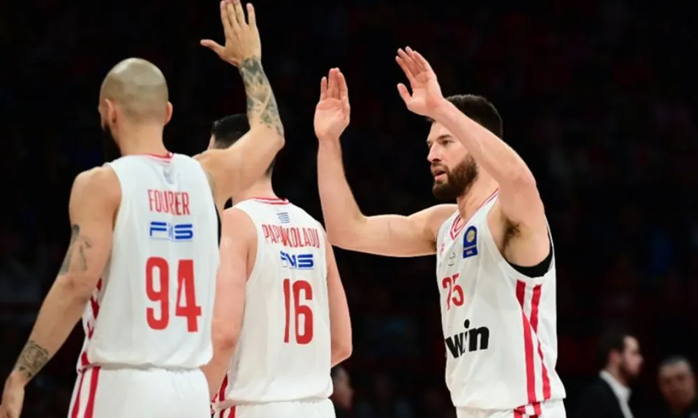 Έριξε 100άρα και έφυγε για τη διαβολοβδομάδα ο Ολυμπιακός