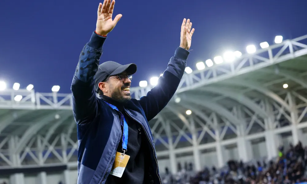 Η 11άδα του αήττητου, ο χορός του Λοσάδα και οι φουκούδες μέχρι να αδειάσει το «Αλφαμέγα»!