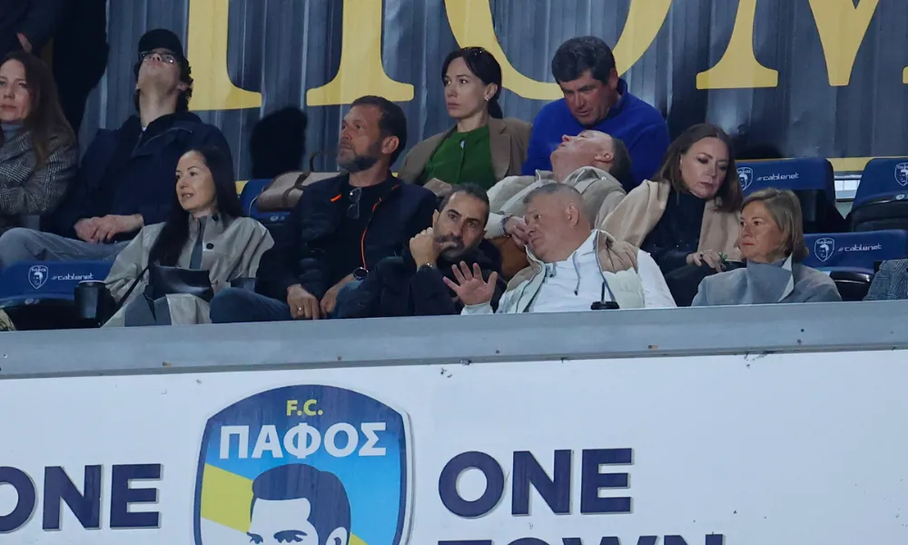 Τα είπαν και στις κερκίδες, χωρίς καμία απόφαση