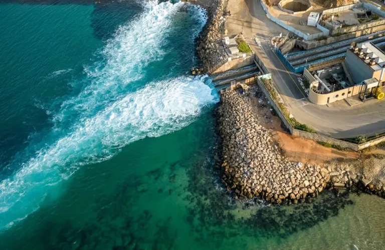 Middle East: A War Without Limits with Water as a Strategic Target - Attacks on Desalination Plants