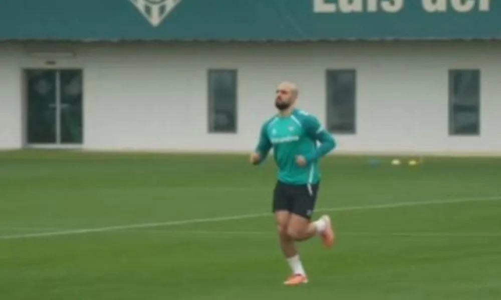 Οριστικά νοκ-άουτ ο Ίσκο, «τρέχει» να προλάβει Παναθηναϊκό ο Άμραμπατ