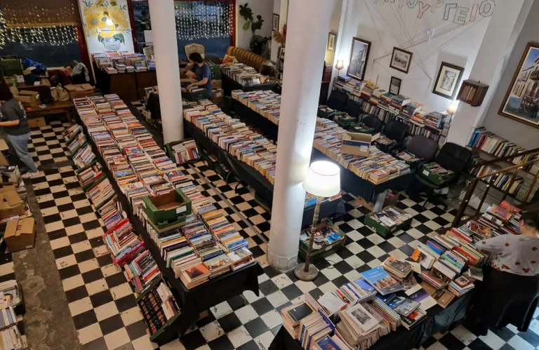 «Buy a Book - Save a stray» | Επιστρέφει αυτό το Σαββατοκύριακο στο «Υφαντουργείο TheWorkplace»