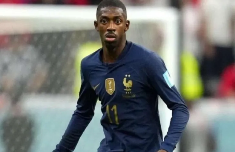 Ο ατζέντης του Ντεμπελέ συναντήθηκε με τη Μάντσεστερ Σίτι και έβαλε «φωτιά» στα σενάρια για το μέλλον του