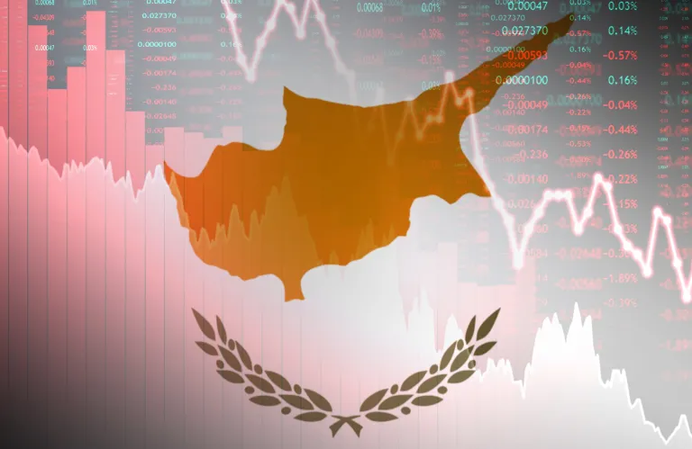 Μικρή πτώση την Παρασκευή στο Χρηματιστήριο, εβδομαδιαίες απώλειες 2,05%