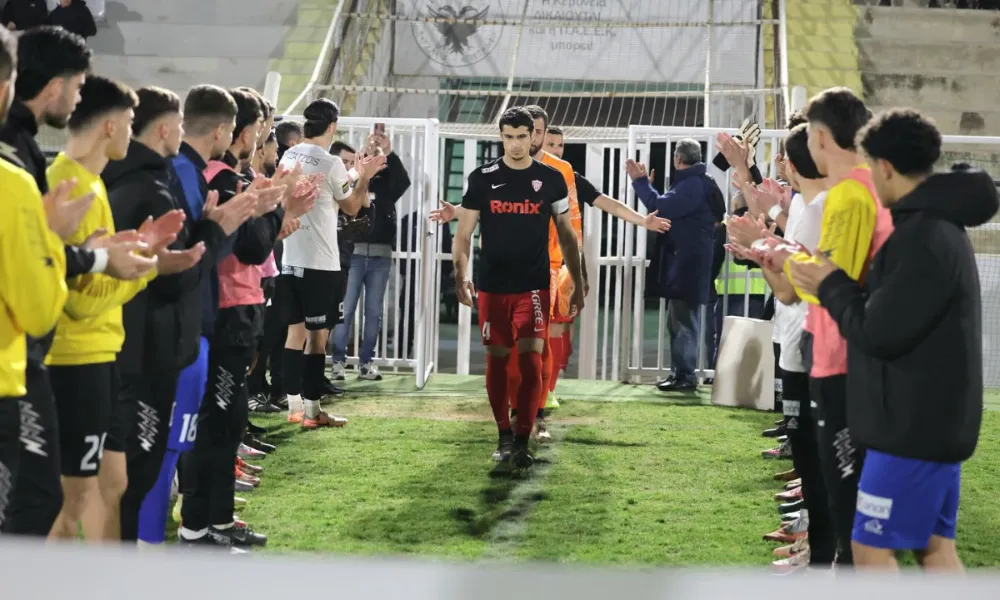 Όμορφη κίνηση από τους ποδοσφαιριστές της ΠΑΕΕΚ