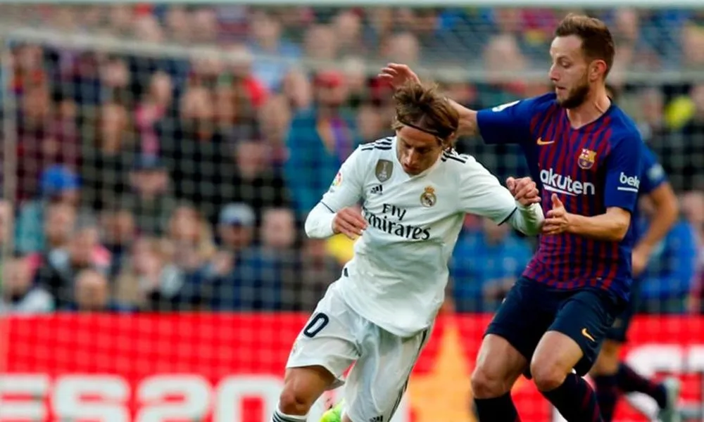 Η αποθέωση του Ράκιτιτς στον Μόντριτς: «Έχει φυσική κατάσταση μικρού παιδιού - Μπορεί να παίξει ακόμη 2 με 3 σεζόν»