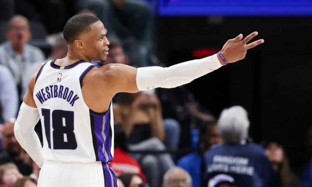 Triple-double ο Γουέστμπρουκ, πλήγμα για τους Κλίπερς στη νίκη των Κινγκς