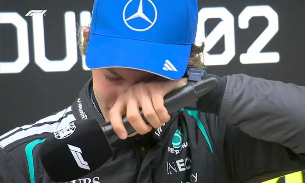 Έβαλε τα κλάματα ο Αντονέλι μετά την πρώτη νίκη στη F1: «Δεν έχω λόγια, είναι ένα όνειρο»