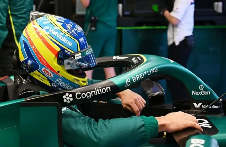 ΒΙΝΤΕΟ: Αδιανόητο, ο Αλόνσο άφηνε το τιμόνι στις ευθείες λόγω των κραδασμών