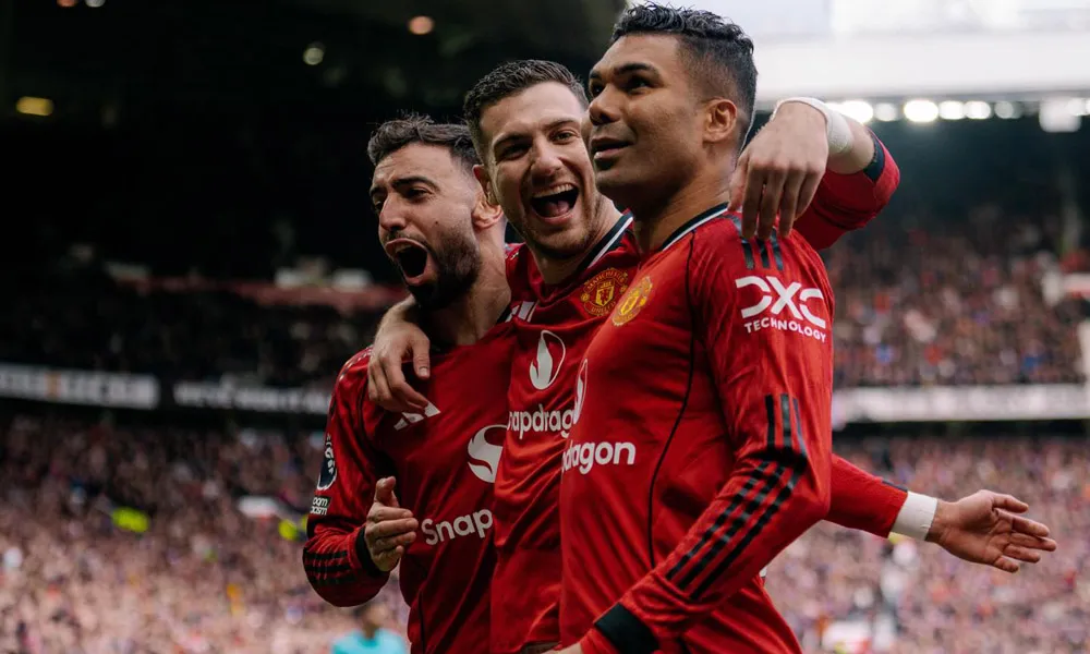 Κάνει... κουμάντο η Γιουνάιτεντ για το Champions League